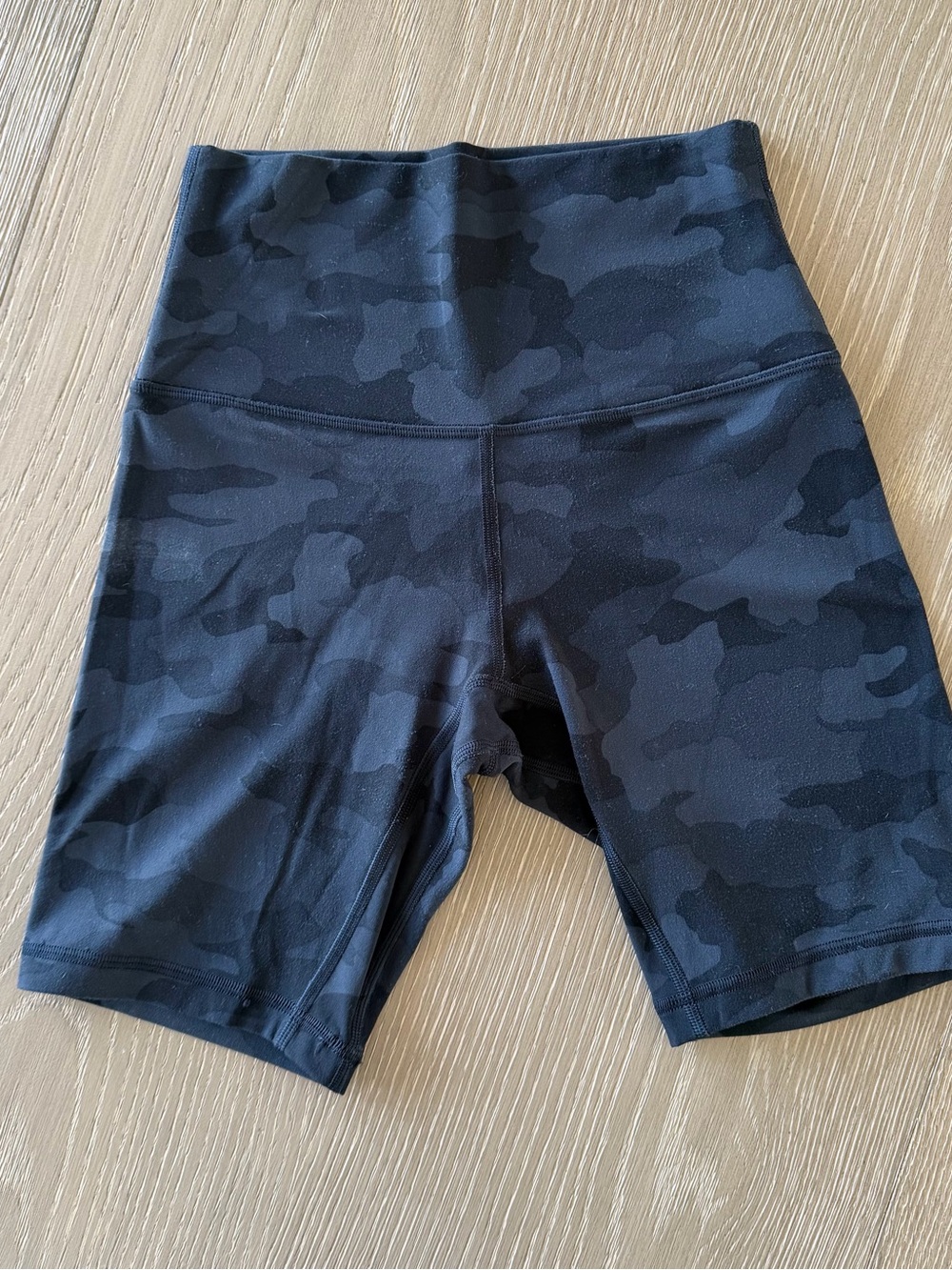 Lululemon Align Short 8” Black Camo High-Rise Bike Shorts